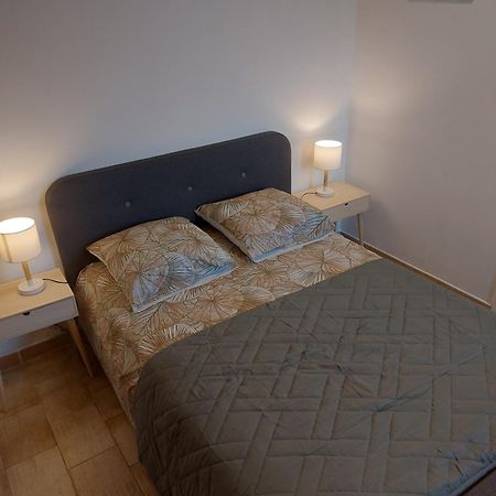 Apartmán A La Cour De La Sucrerie Binche Exteriér fotografie
